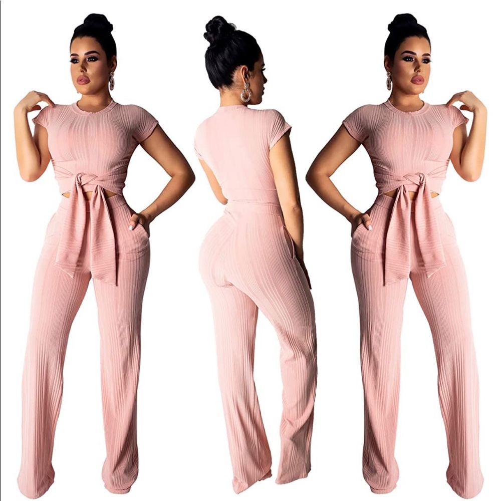 two piece set - Picture 2 of 3